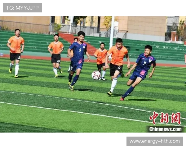 当代足球球星的辉煌历程与绿茵场上的荣耀追寻