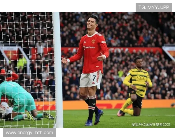 足球摄影聚焦球星瞬间：捕捉激情与力量的完美结合