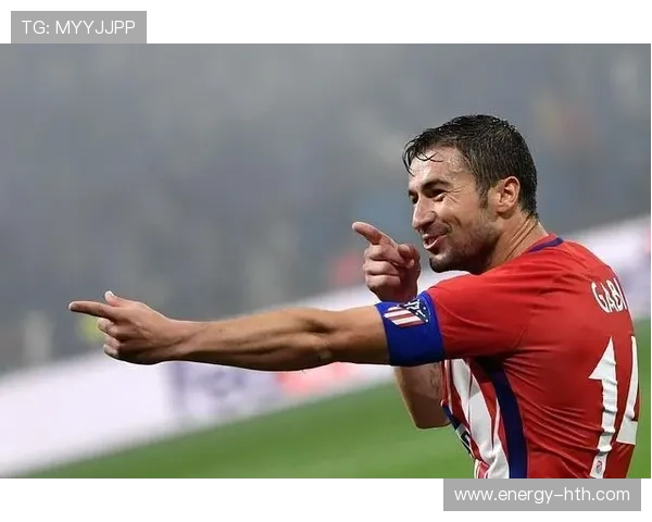 阿波罗足球球星的国籍背景揭秘与其崛起历程分析